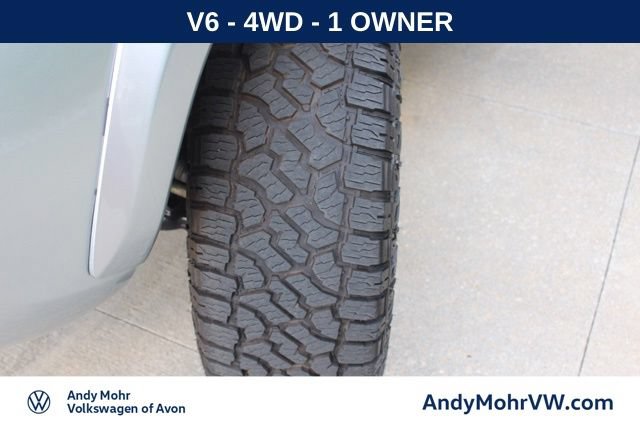 Used 2023 Toyota Tacoma SR5 w/ Technology Package AWD/4WD image 12