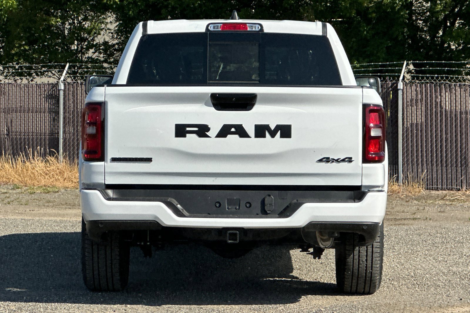 New 2026 RAM 1500 4x4 Crew Cab image 4