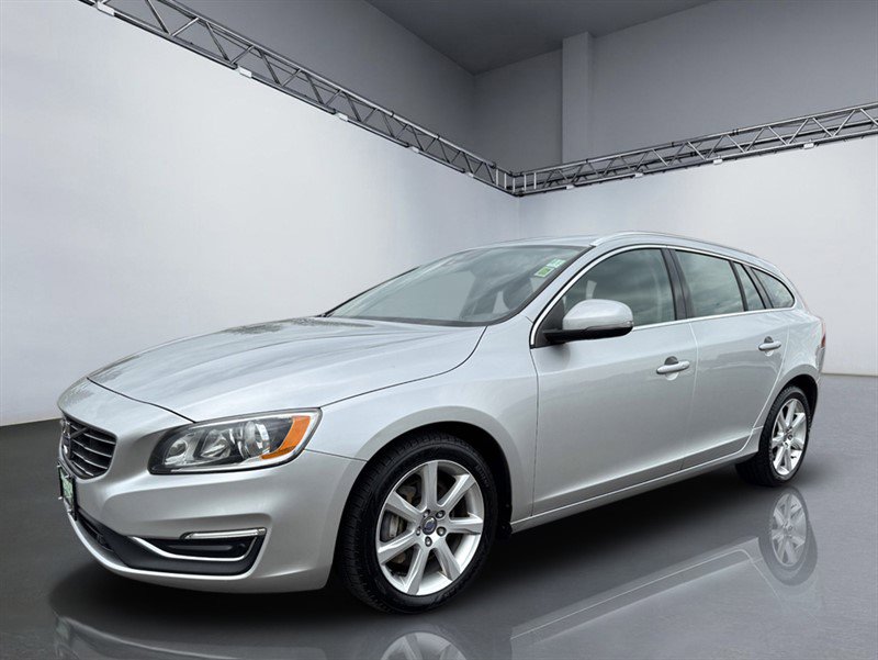 Used 2016 Volvo V60 T5 Premier AWD/4WD image 11