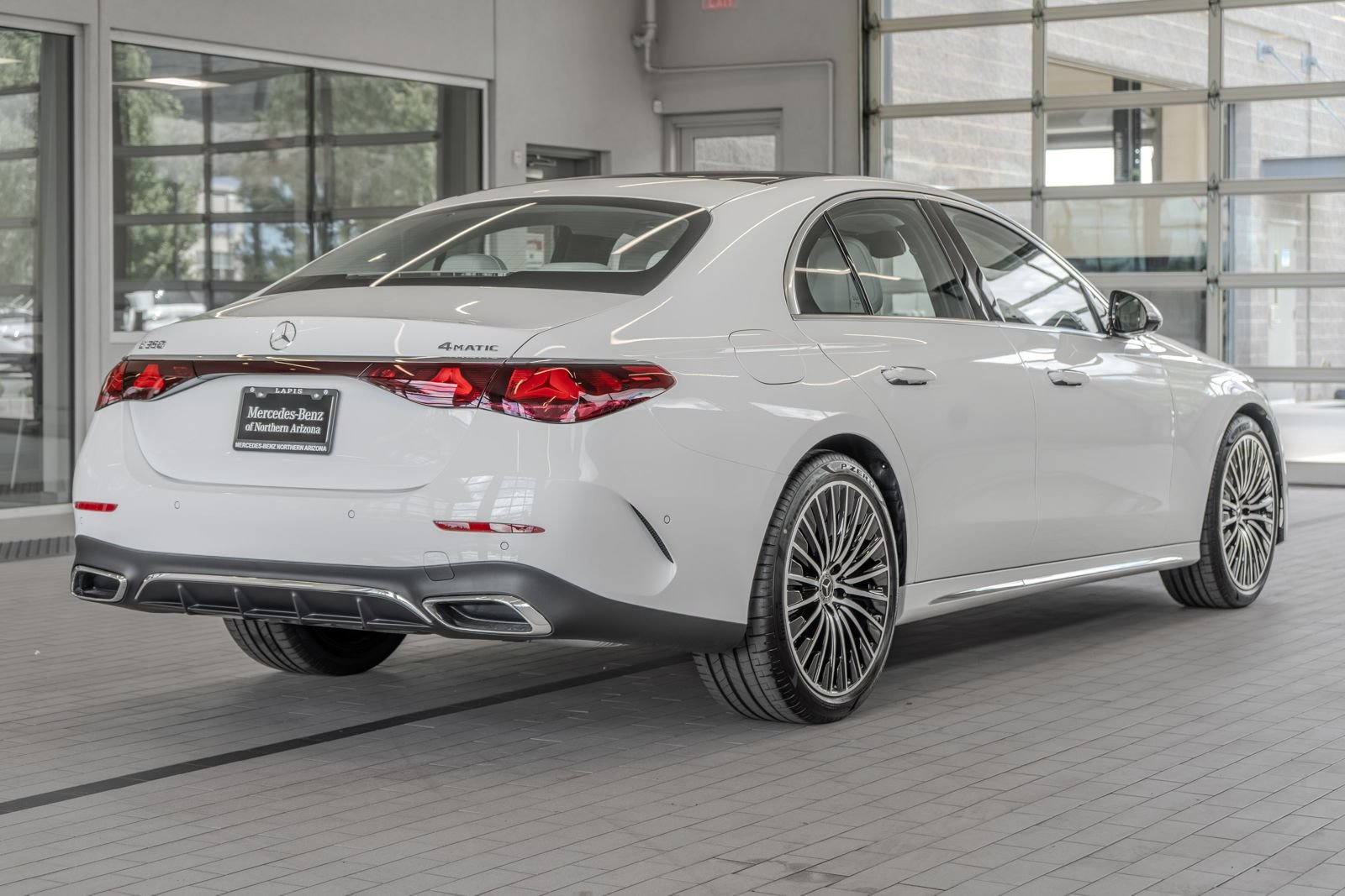 Used 2026 Mercedes-Benz E 350 4MATIC Sedan image 29