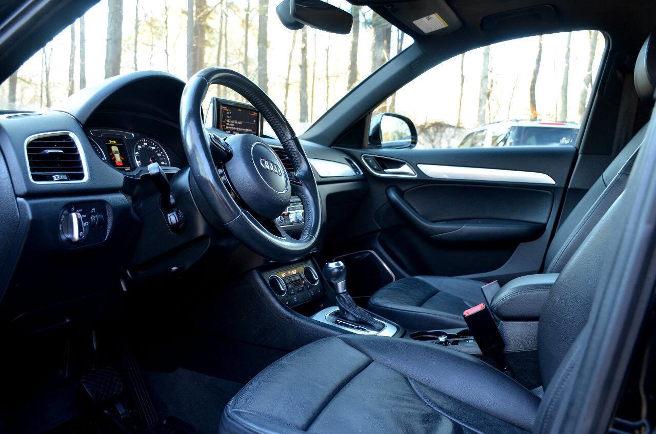 Used 2018 Audi Q3 2.0T Premium Plus w/ Premium Plus Package image 15