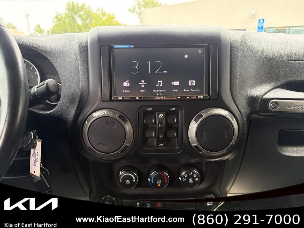 Used 2015 Jeep Wrangler Unlimited Sport w/ Quick Order Package 24S AWD/4WD image 26
