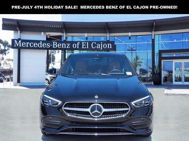 Used 2025 Mercedes-Benz C 300 4MATIC Sedan image 3