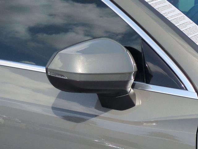 Used 2021 Audi Q3 2.0T Premium Plus w/ Premium Plus Package image 11