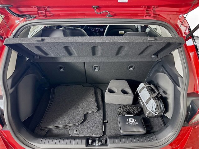 New 2025 Hyundai Venue Limited image 17