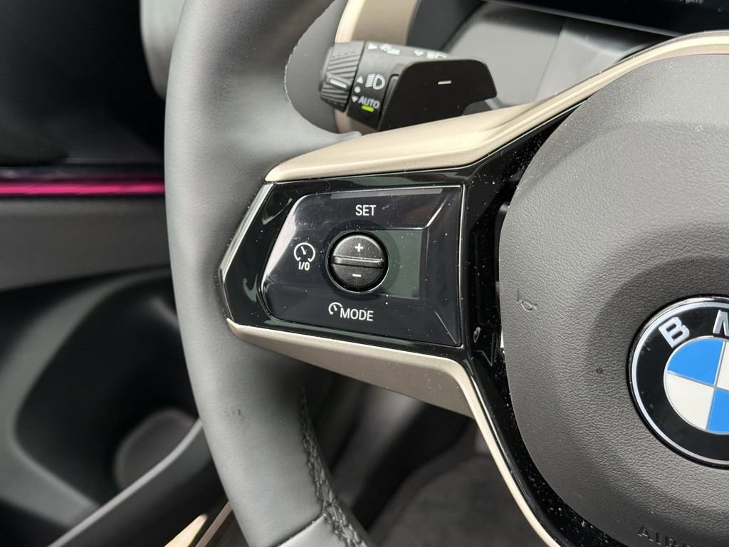 Used 2025 BMW X3 xDrive30i w/ Premium Package image 19