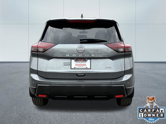 Used 2025 Nissan Rogue S image 7
