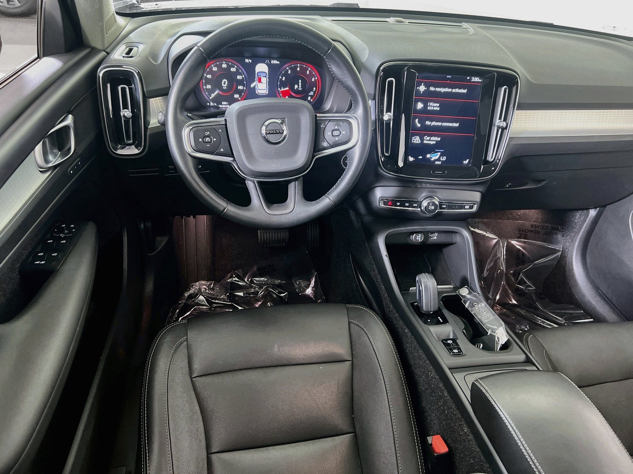 Used 2020 Volvo XC40 T5 Momentum AWD/4WD image 22