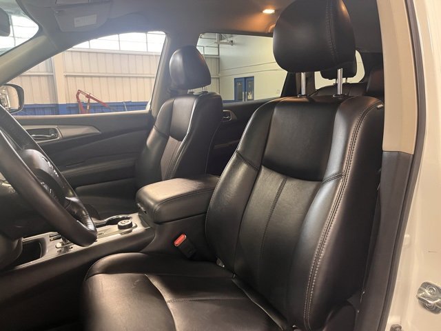 Used 2020 Nissan Pathfinder SL image 22