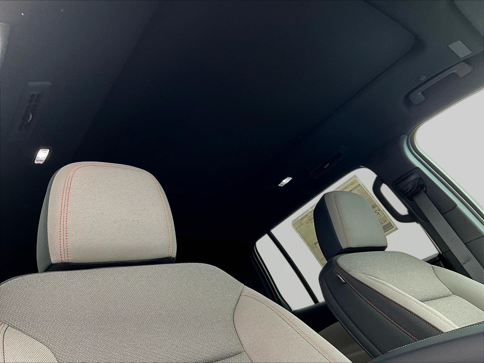 New 2027 Chevrolet Traverse LT w/ Sun and Wheel Package AWD/4WD image 13