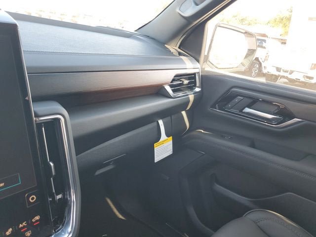 New 2026 GMC Yukon Denali RWD image 25