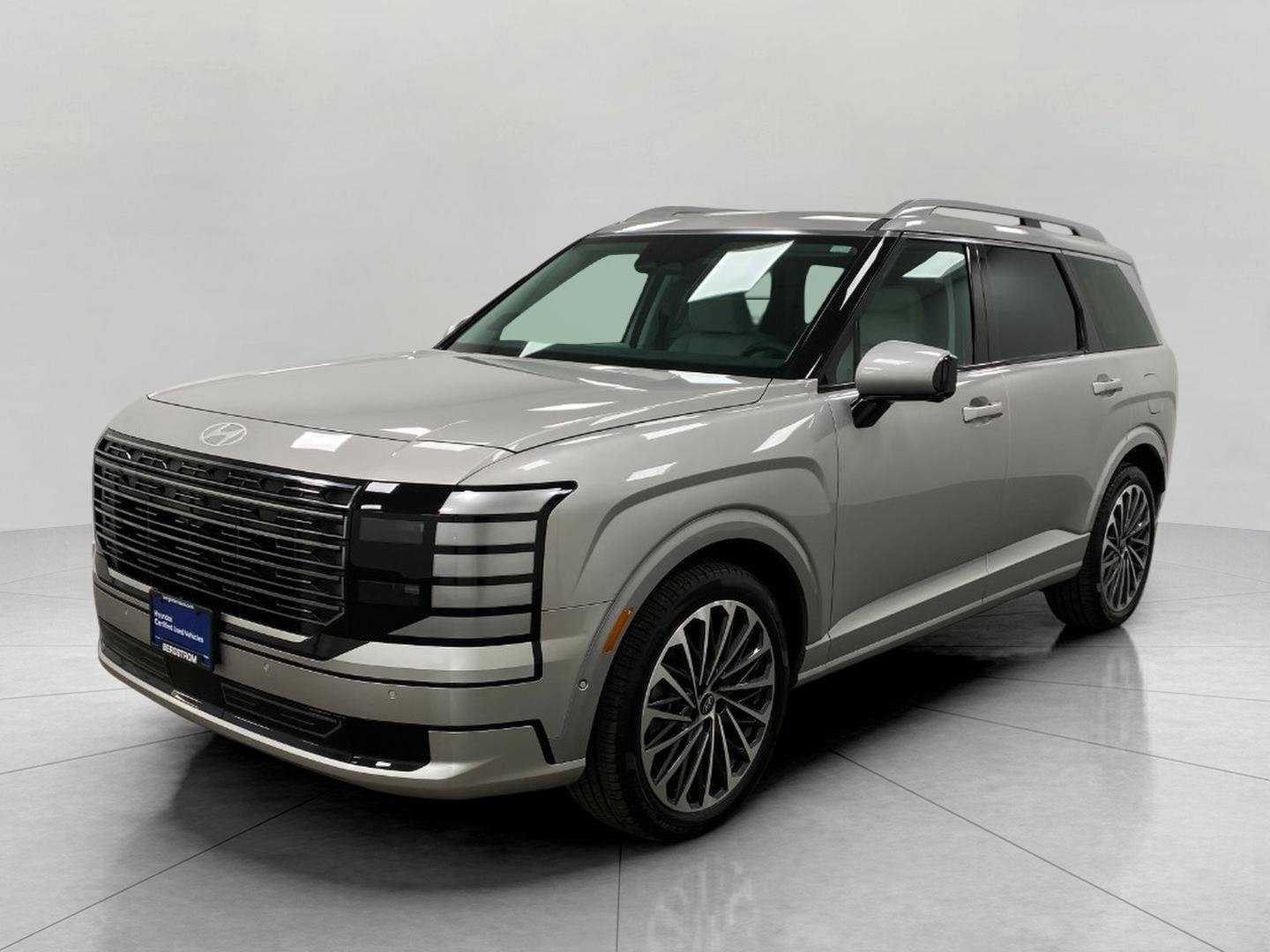 Used 2026 Hyundai Palisade Calligraphy image 11