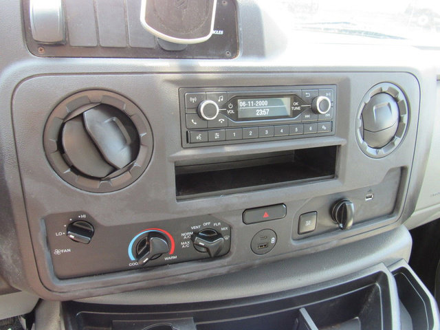 Used 2022 Ford E-450 and Econoline 450 Super Duty w/ Power Windows & Locks Group RWD image 29