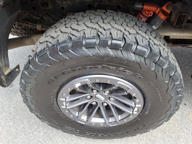 Used 2020 Ford F150 Raptor w/ Equipment Group 802A Luxury image 6