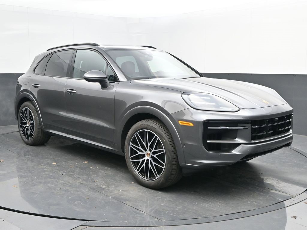 Certified 2025 Porsche Cayenne image 7