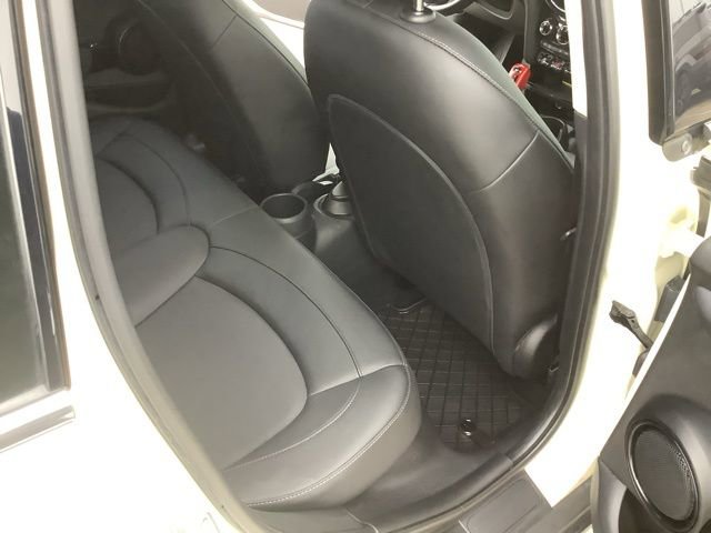 Used 2023 MINI Cooper 4-Door Hardtop image 23