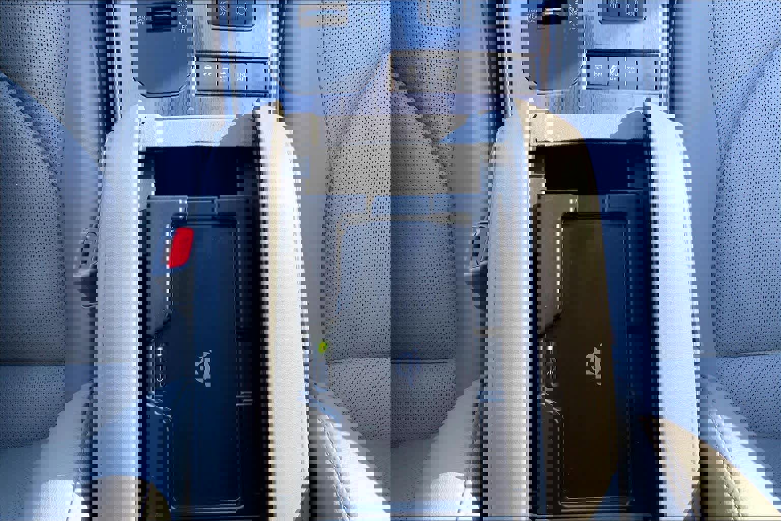 Used 2020 Toyota Highlander Platinum AWD/4WD image 36