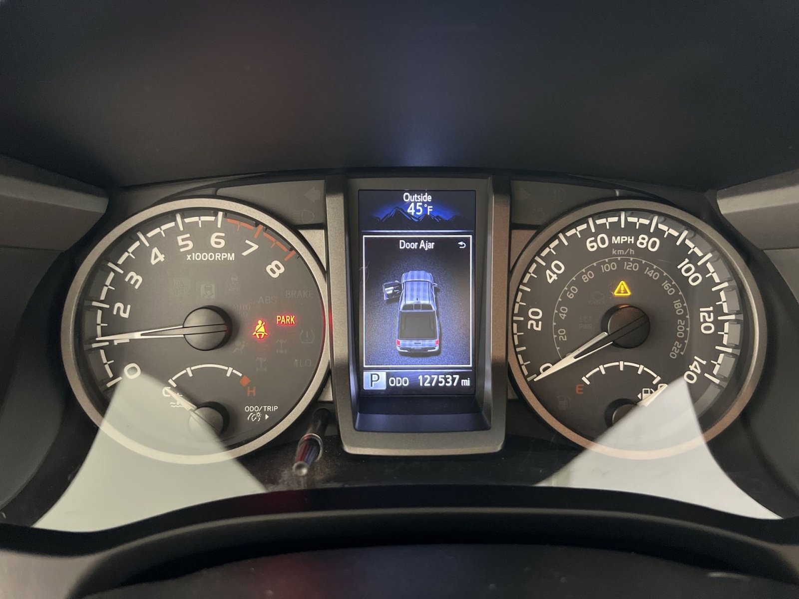 Used 2017 Toyota Tacoma TRD Sport image 17