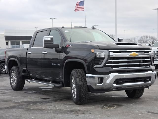 New 2026 Chevrolet Silverado 3500 LTZ w/ LTZ Premium Package image 21