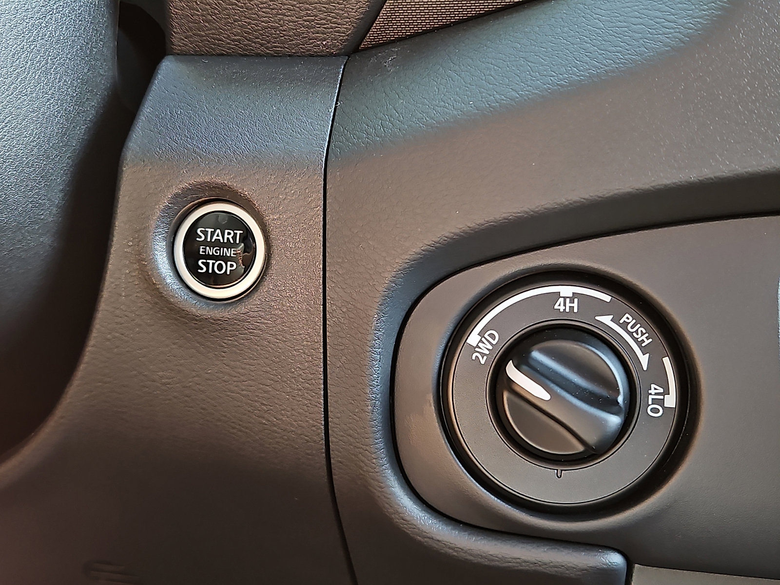 Certified 2024 Nissan Frontier PRO-4X w/ Pro Convenience Package image 22