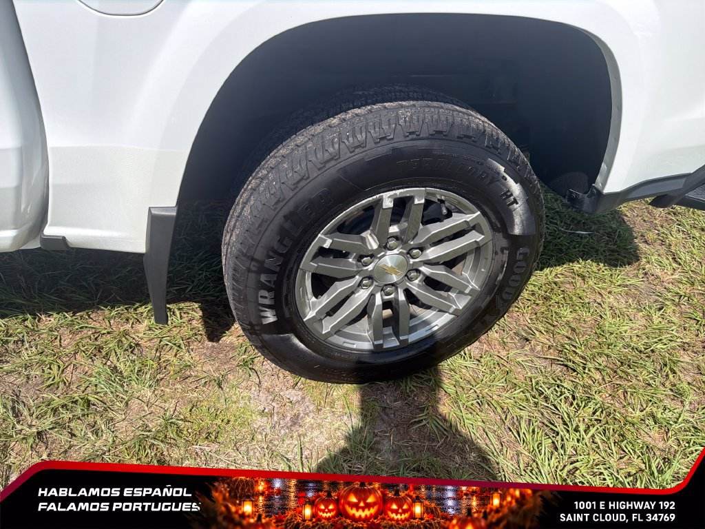 Used 2024 Chevrolet Colorado LT w/ LT Convenience Package RWD image 11