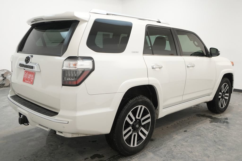 Used 2015 Toyota 4Runner Limited image 9