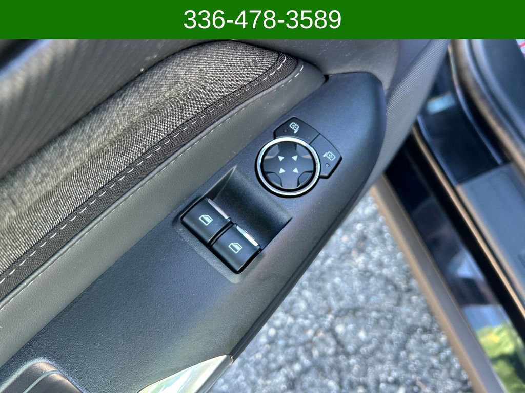 Used 2024 Ford Mustang EcoBoost image 11