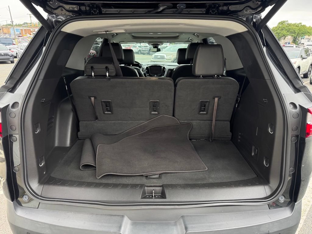 Used 2019 Chevrolet Traverse LT w/ LT Premium Package AWD/4WD image 9