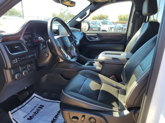 Used 2021 Chevrolet Suburban Premier w/ Premium Package image 26