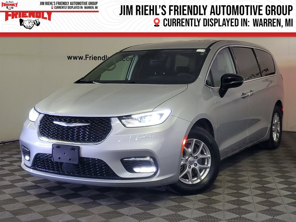 Used 2024 Chrysler Pacifica Touring-L FWD 360° Tour