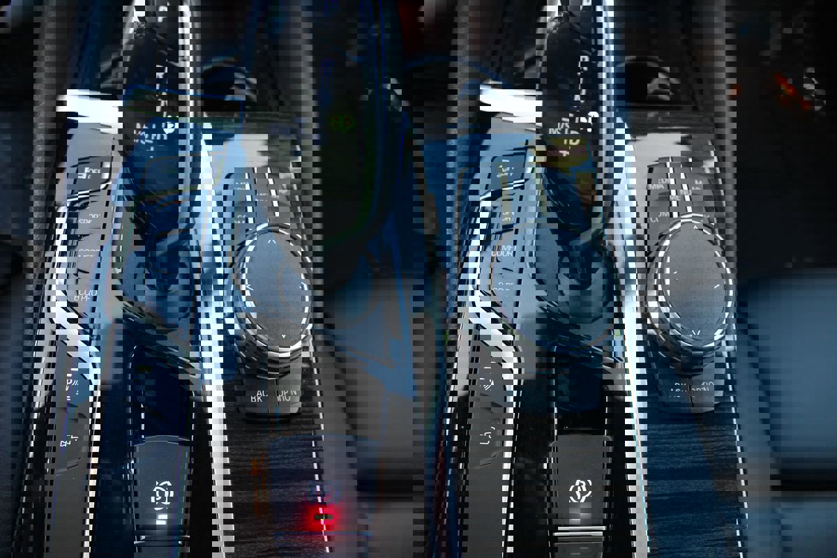 Used 2019 BMW 530i xDrive image 31