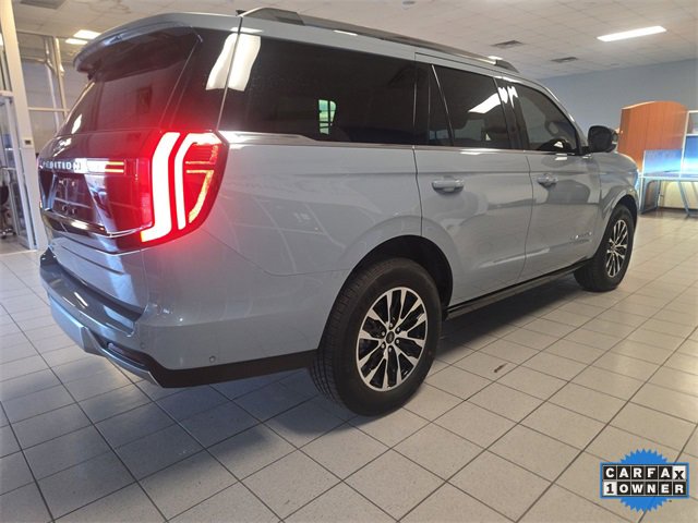 Used 2025 Ford Expedition Platinum image 8
