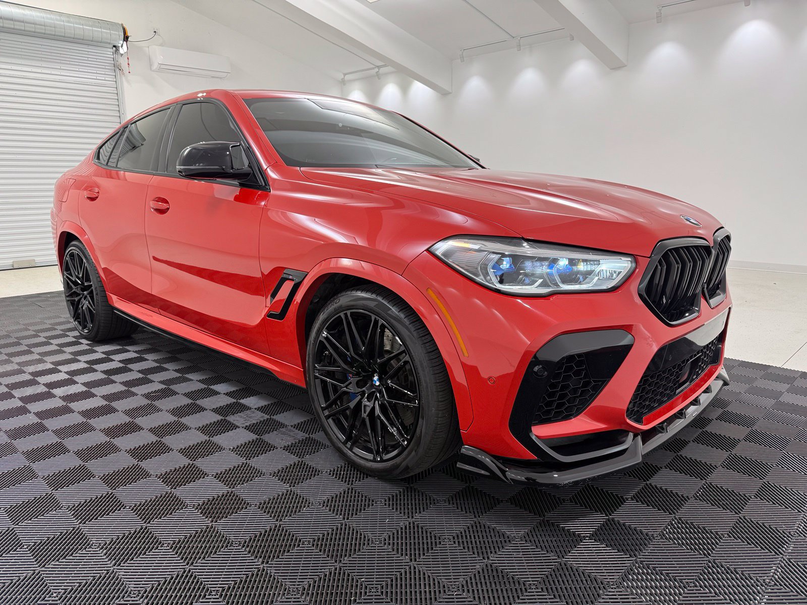 Used 2021 BMW X6 M w/ Competition Package AWD/4WD image 1