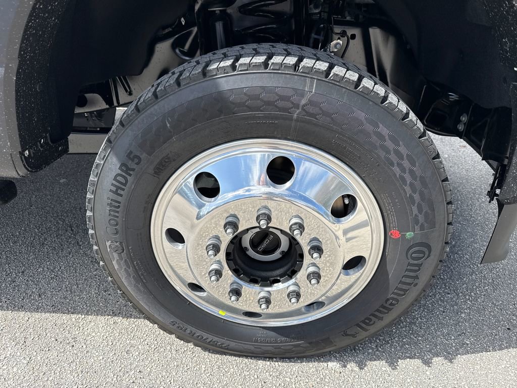 New 2026 Ford F450 XL w/ XL Chrome Package image 10