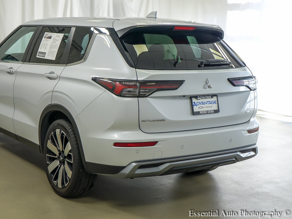 Used 2025 Mitsubishi Outlander SE AWD/4WD image 7