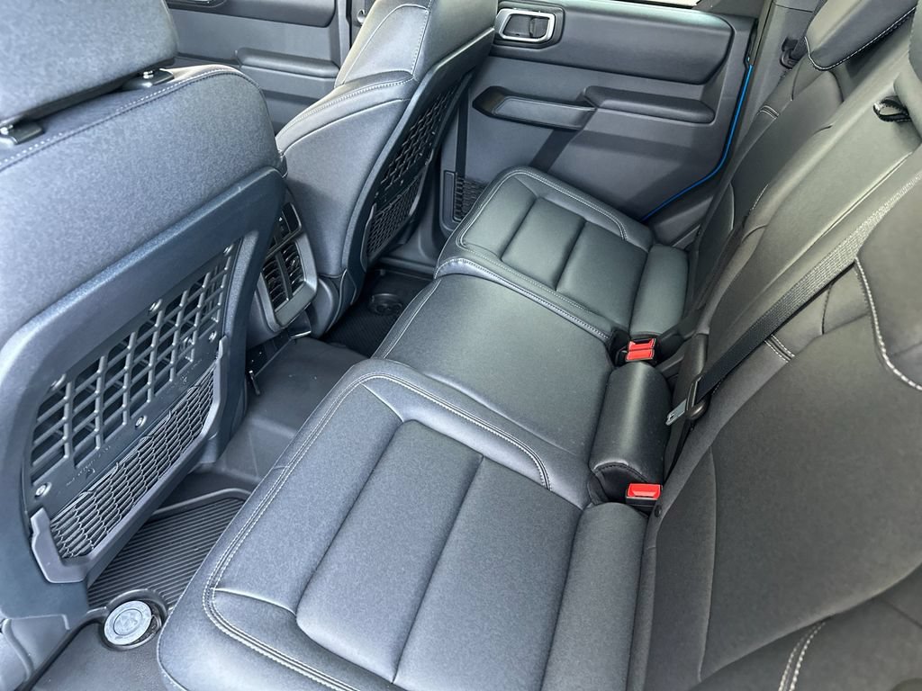 New 2026 Ford Bronco Badlands AWD/4WD image 11