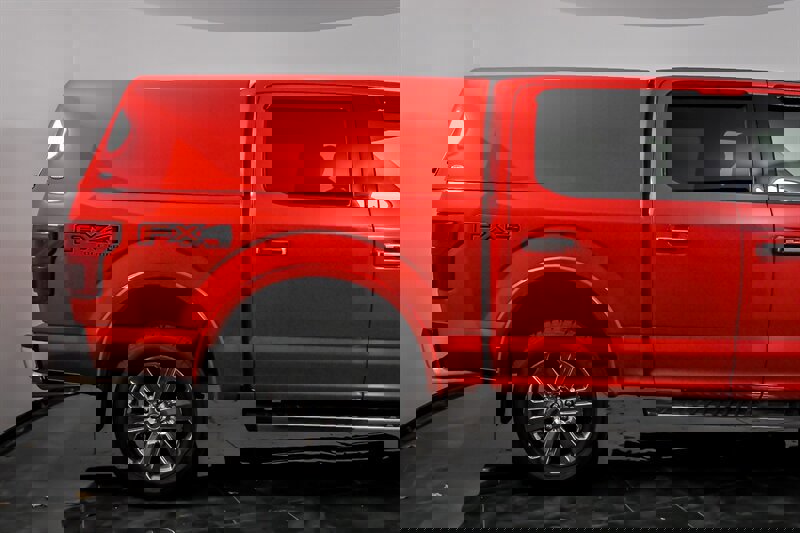 Used 2018 Ford F150 Lariat w/ Equipment Group 502A Luxury image 10