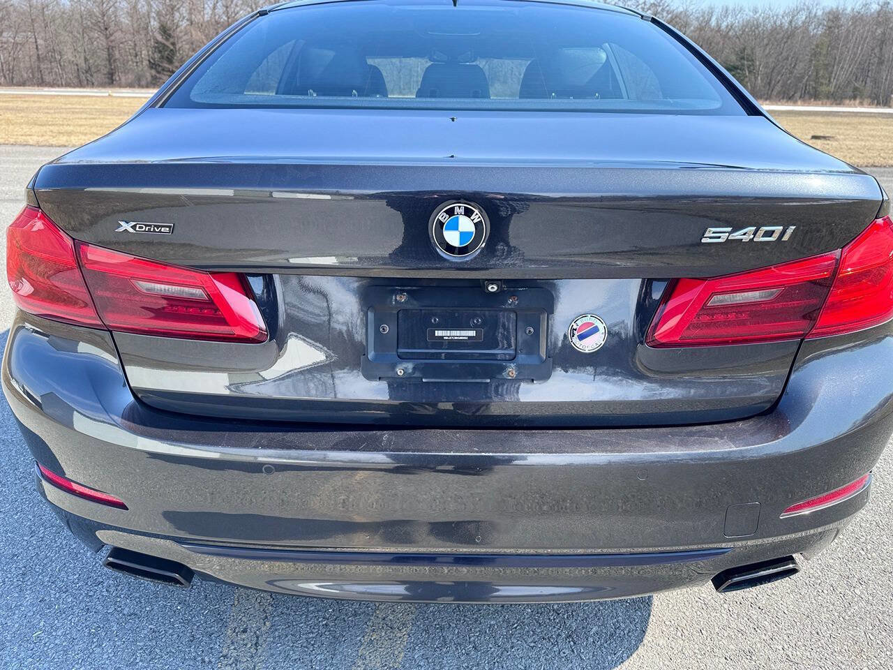 Used 2017 BMW 540i xDrive image 13