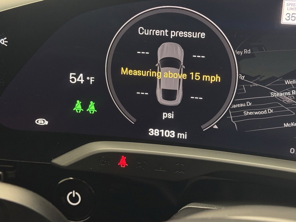 Used 2021 Porsche Taycan Turbo S image 27