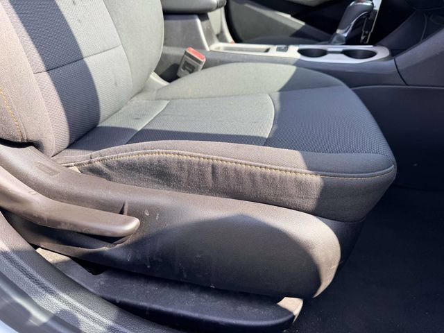 Used 2017 Chevrolet Cruze LS FWD image 9