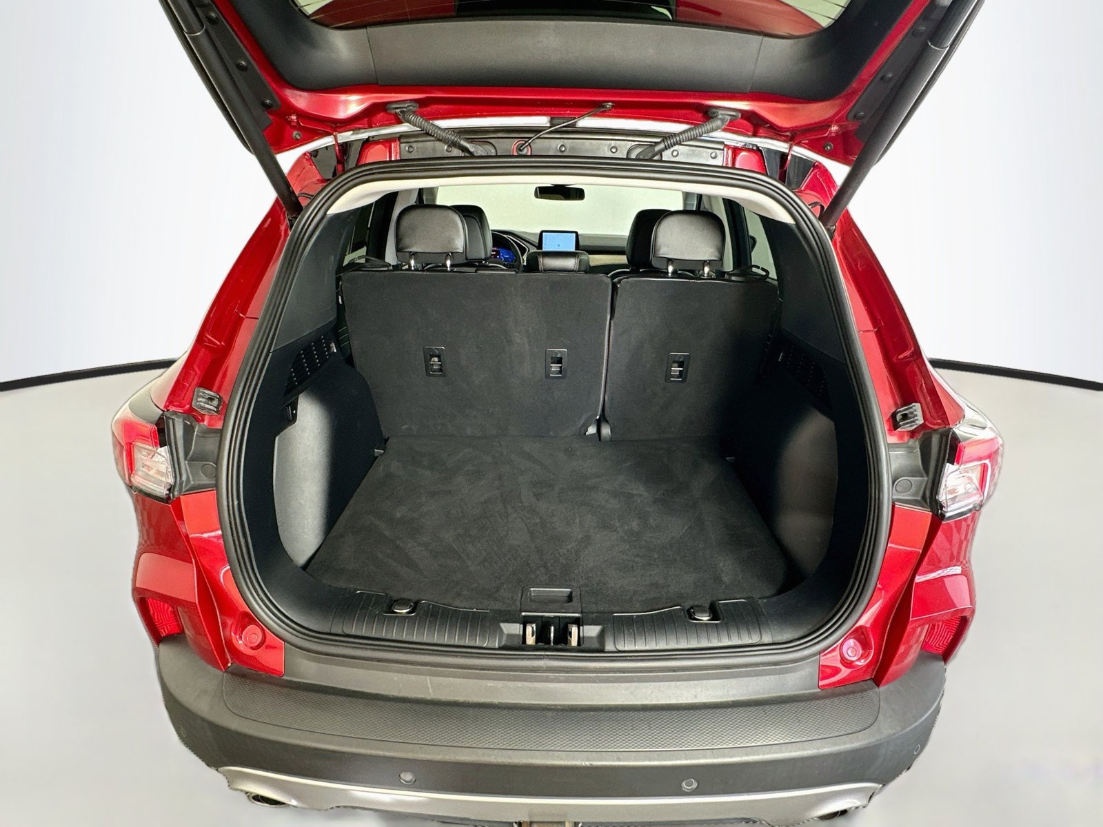 Used 2021 Ford Escape Titanium w/ Titanium Elite Package AWD/4WD image 28