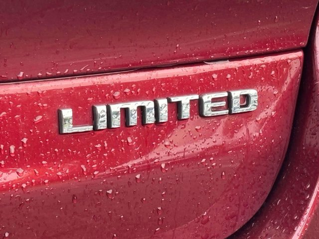 Used 2023 Jeep Grand Cherokee L Limited AWD/4WD image 41
