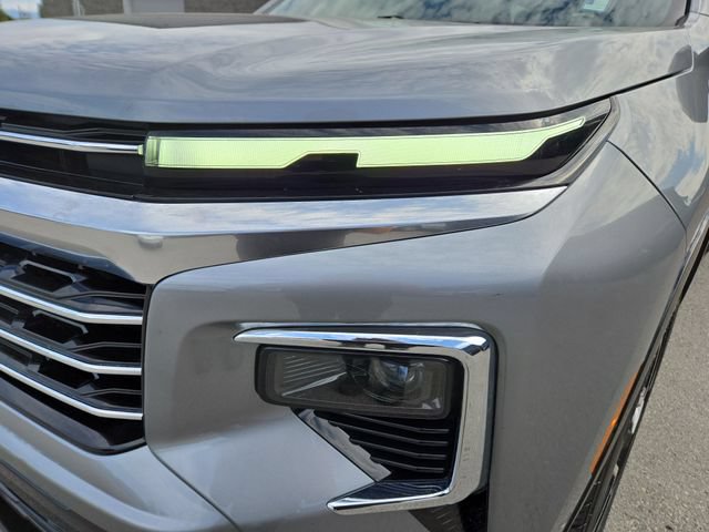 Used 2026 Chevrolet Traverse High Country w/ LPO, Floor Liner Package AWD/4WD image 7