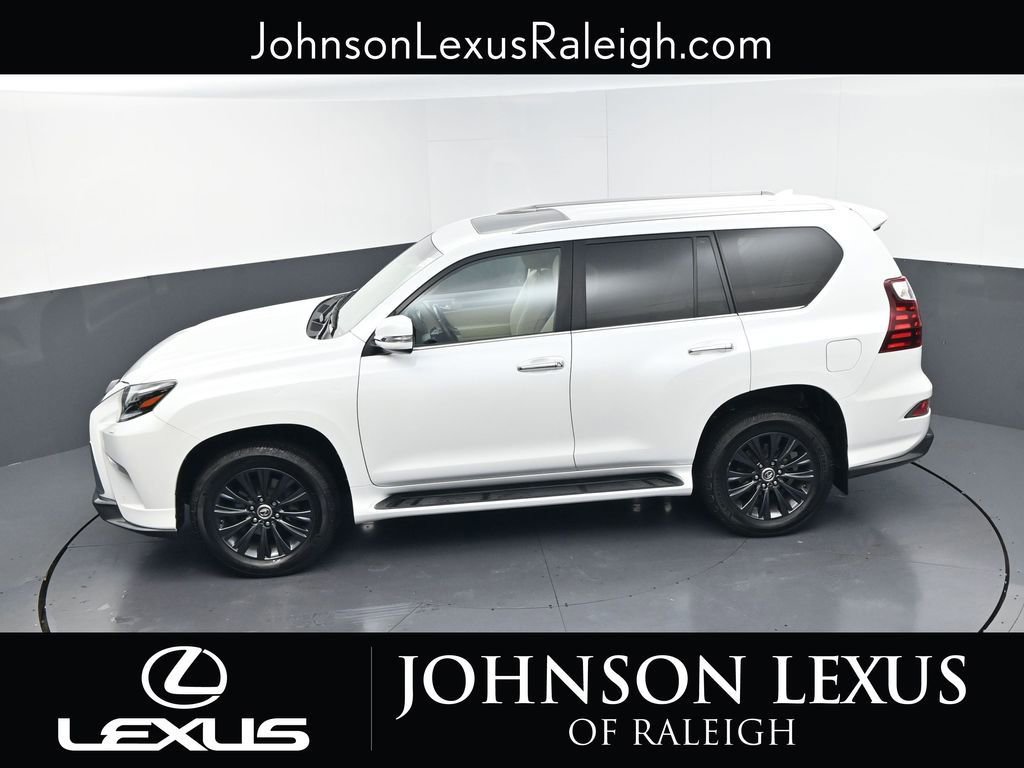 Used 2022 Lexus GX 460 Premium w/ Accessory Package AWD/4WD image 30