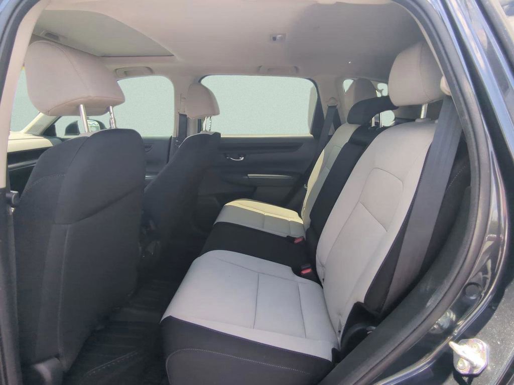 Used 2025 Honda CR-V EX image 11