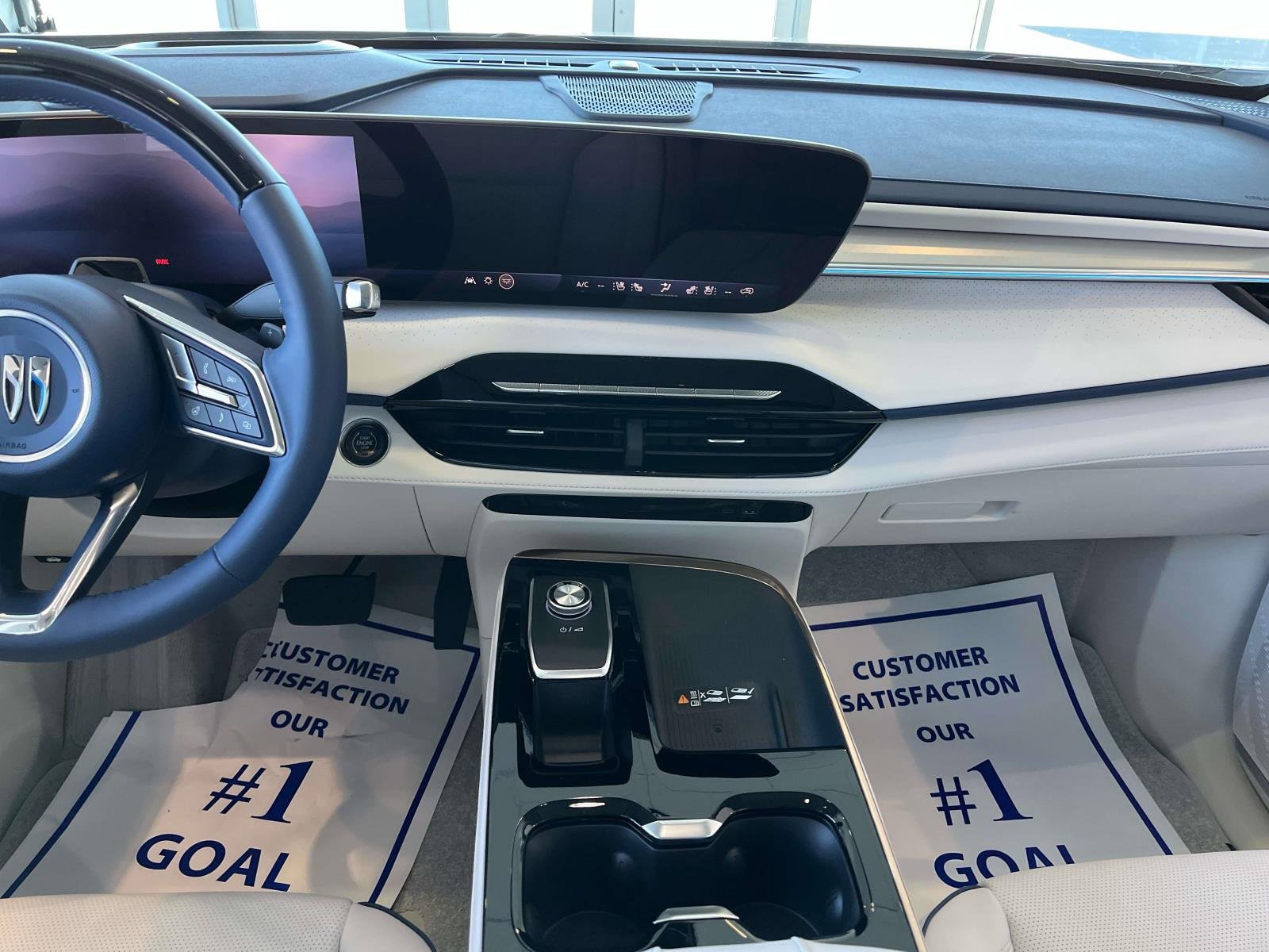 New 2026 Buick Enclave Avenir w/ Super Cruise Package image 13