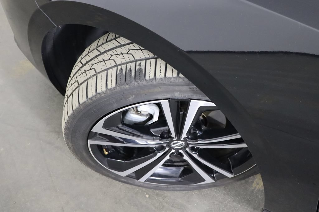 Used 2022 Nissan Sentra SR w/ Trunk Package FWD image 40