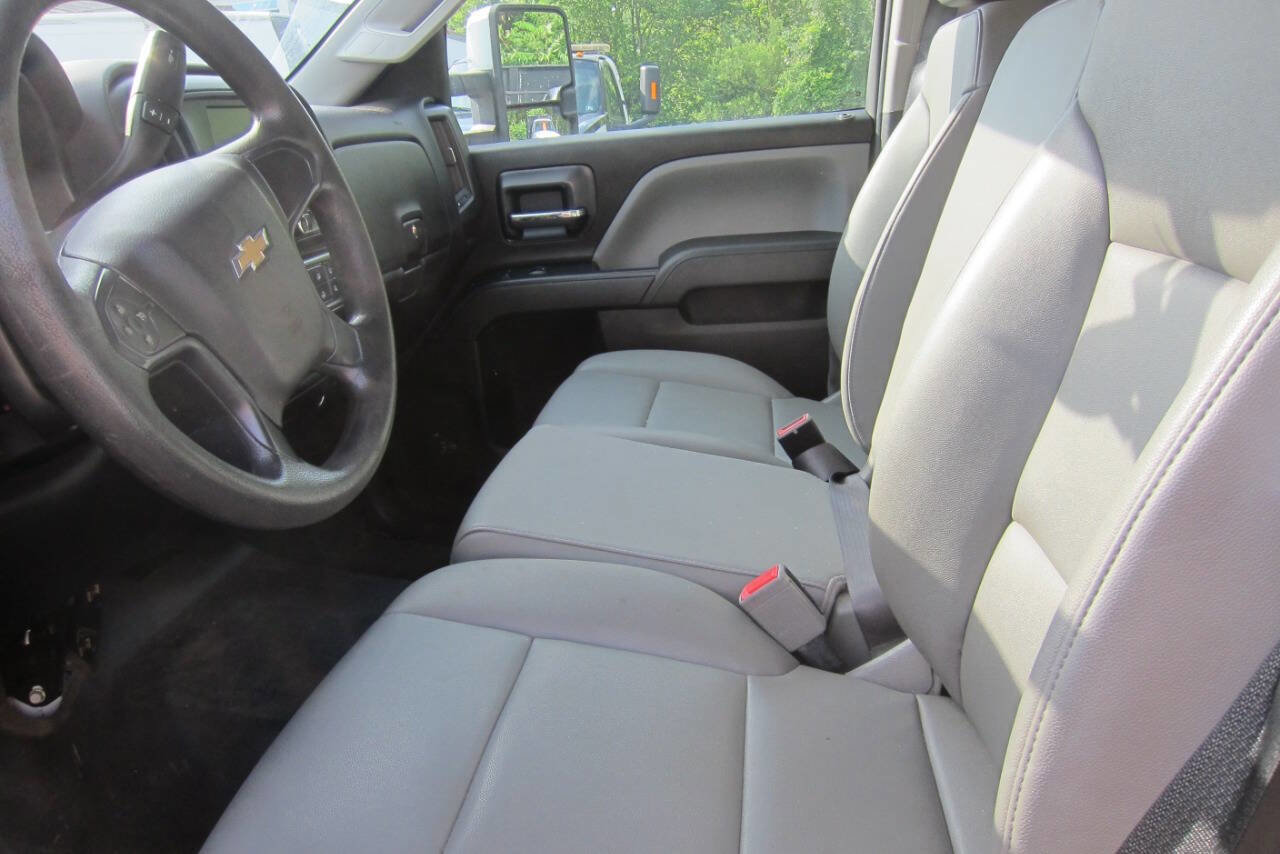 Used 2017 Chevrolet Silverado 3500 W/T w/ WT Fleet Convenience Package image 12
