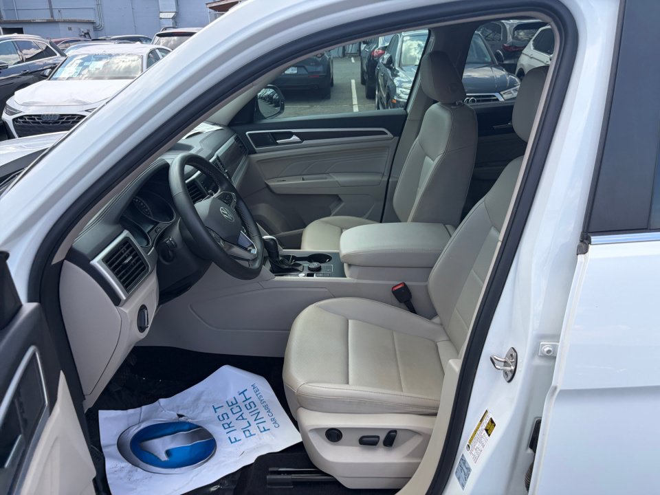 Used 2021 Volkswagen Atlas SE AWD/4WD image 30