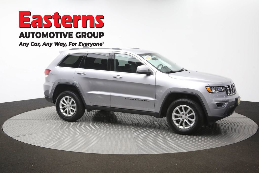 Used 2021 Jeep Grand Cherokee Laredo AWD/4WD image 45